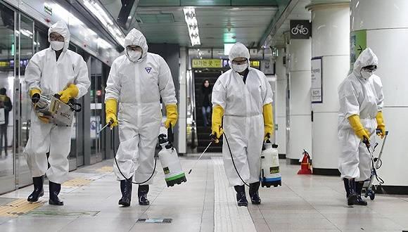 美国疫情起源及全球影响分析，早期确诊病例超越预期