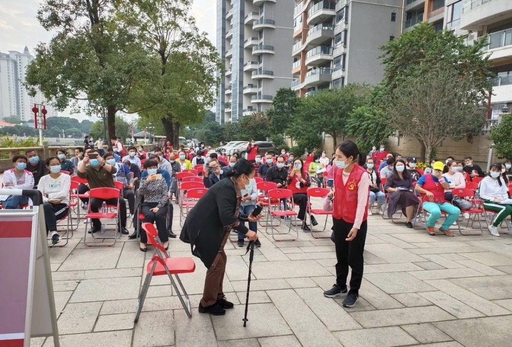 广州花都疫情首发，全民参与，迅速应对的防控战役