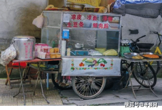 地摊小吃创业，早期探索与无限机遇