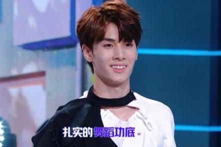 少年之名，郭震的崛起与荣耀之路