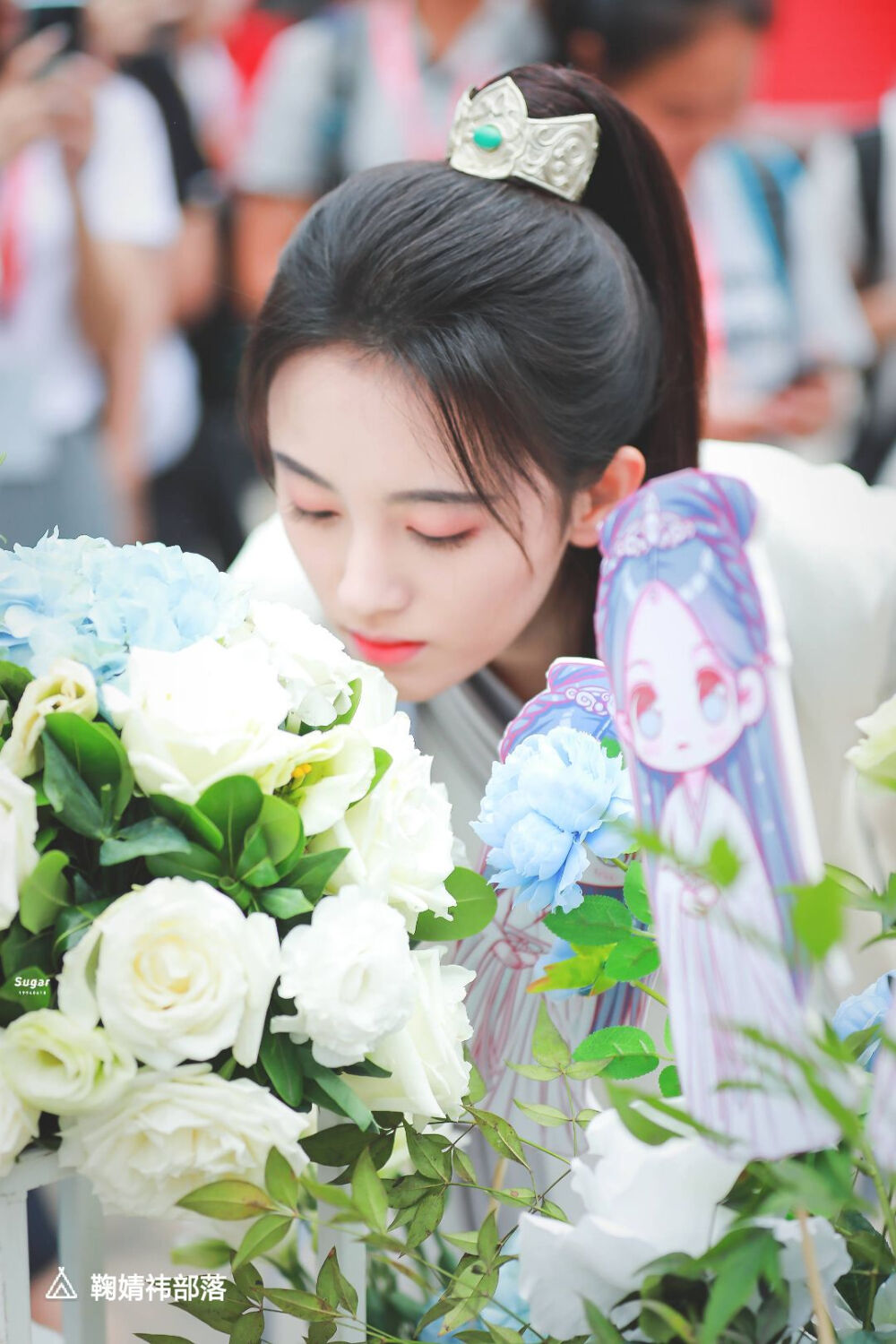 鞠婧祎早期图片探寻，偶像的初始绽放之花