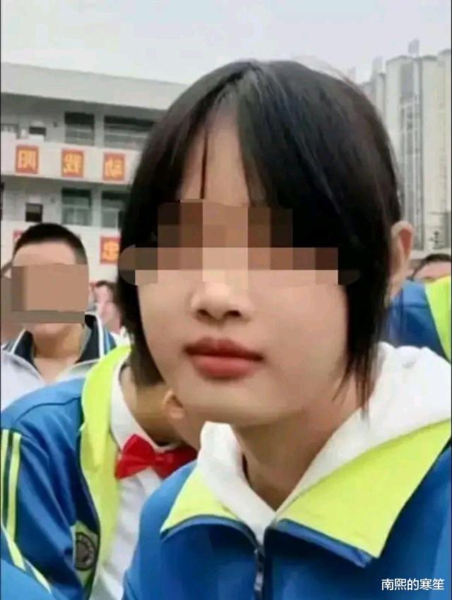 初中女生，早知天下事，洞察时代风云