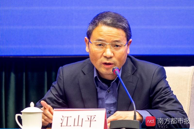 王文俊，早期情况追溯