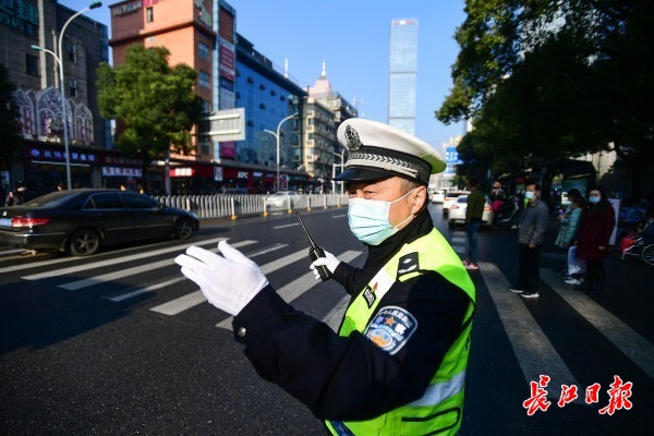 交警车辆指挥的历史演变与现今发展概述