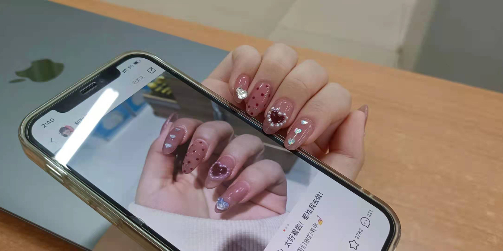 历史与现代交融的甜辣美甲时尚魅力