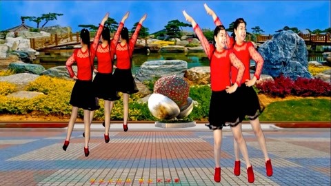 十九年初见，广场舞魅力全解析