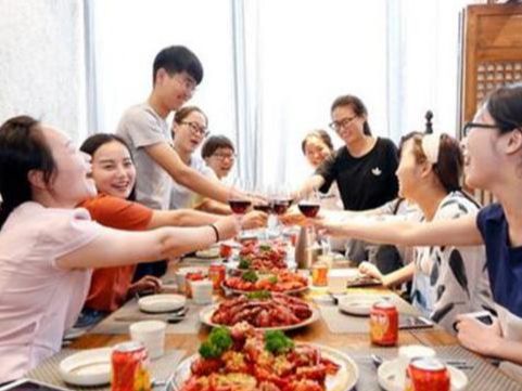 重温旧时光的美好约定，同学聚会首讯来袭！