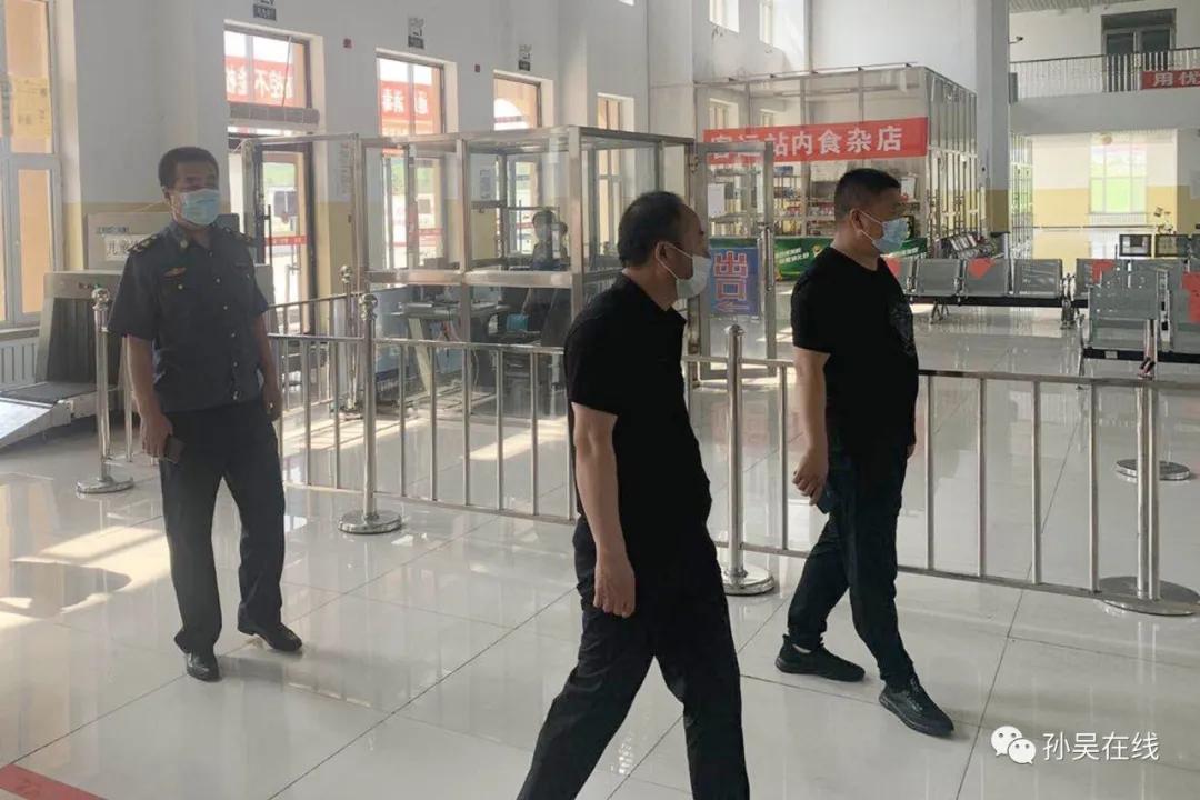 贵州安顺公交车水库事件首度记录揭秘