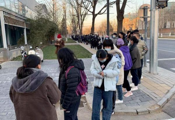 北京七月，防疫规定的早期探索与实践