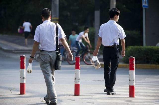 中国人在美国的早期生活概况