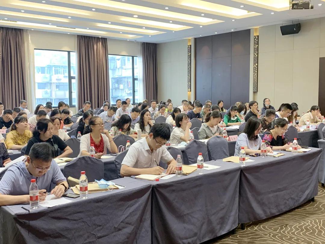 成都生育险政策早期回溯与解析