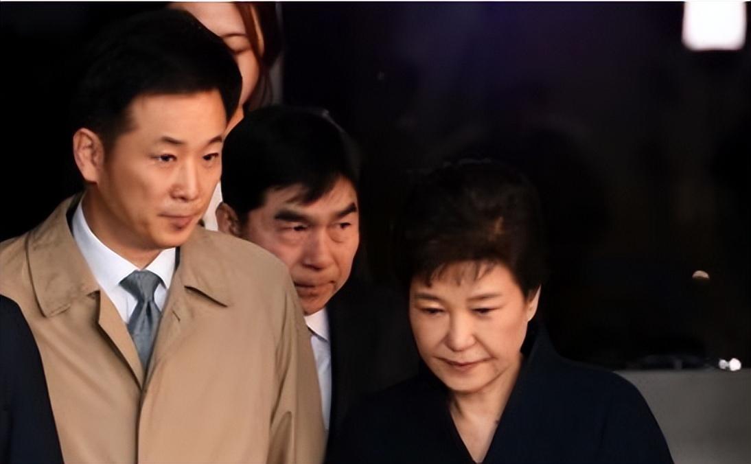 柳荣夏传奇故事首度曝光，揭开神秘面纱探寻早期消息