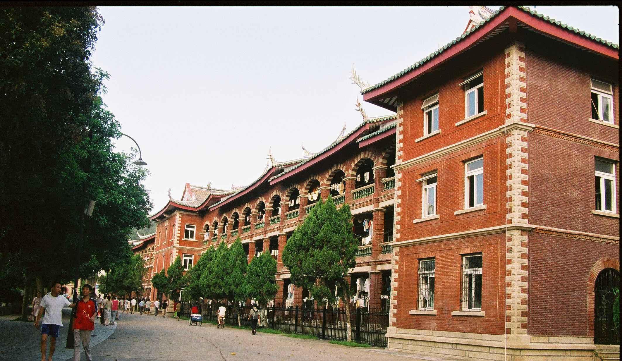 二中最早版历史沿革与变迁概述